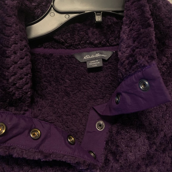 Everett Pullover Fleece Purple Large tags removed and worn a few times - Picture 3 of 5